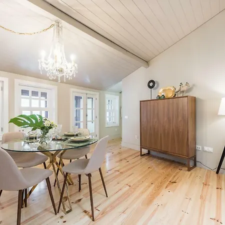 Apartment Casa Da Cera Da Porta Da Guimarães